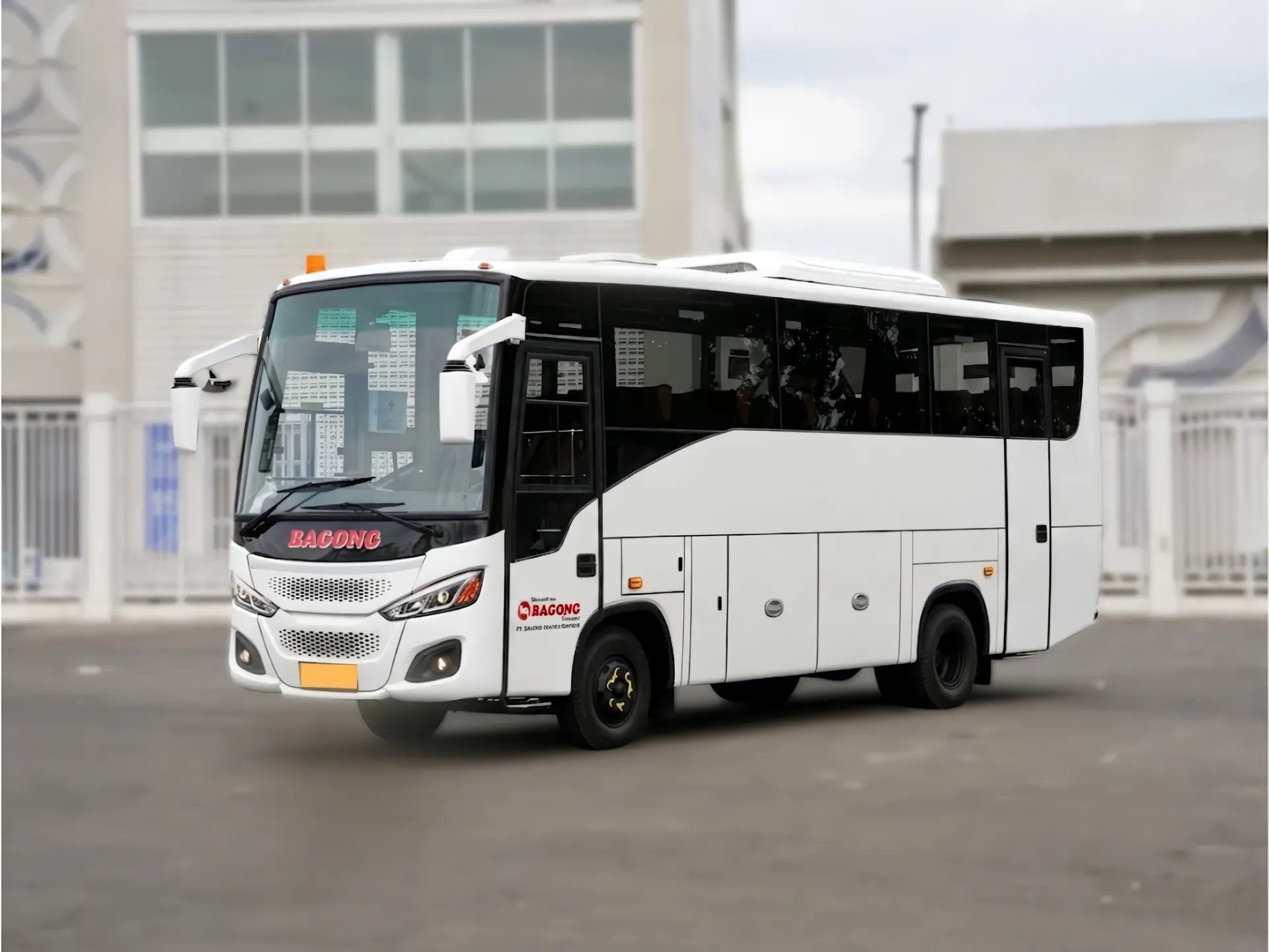 Medium Bus 4x2