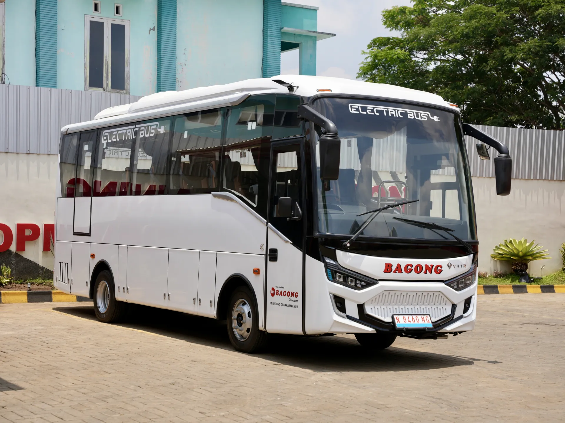 Medium Electric Bus 4x2