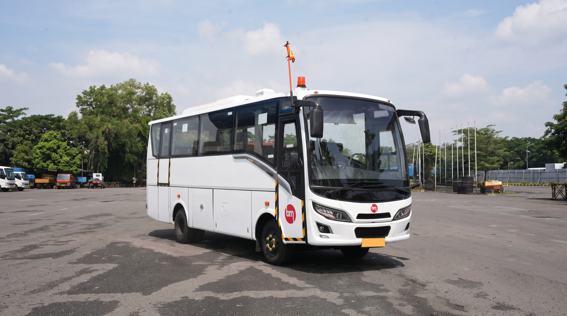 Medium Bus 4x2