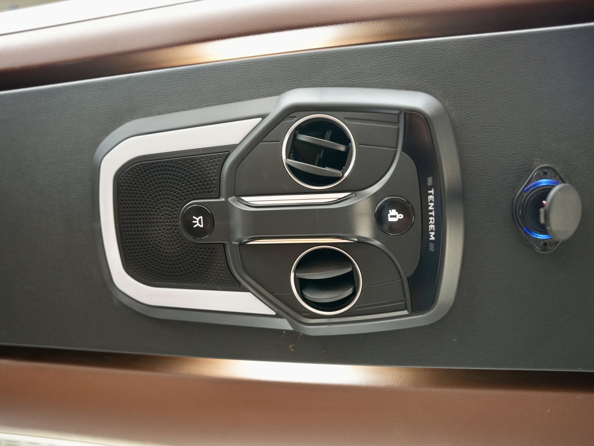 AC