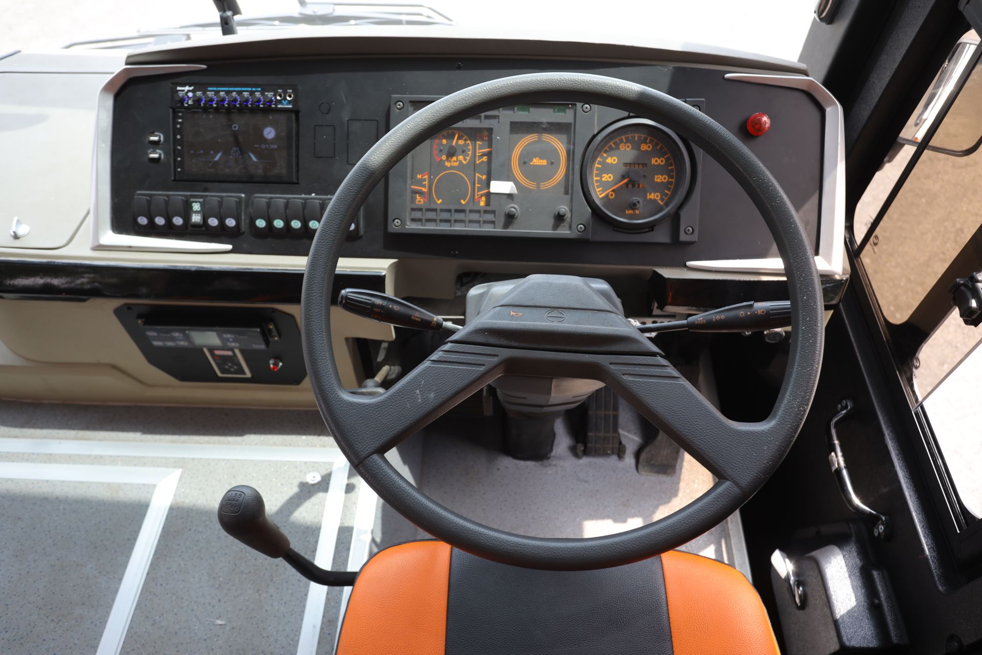 Dashboard Bus